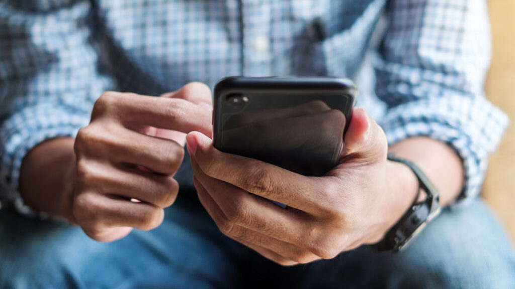 Mexicanos gastan hasta 700 mdd al año en compras mediante apps móviles